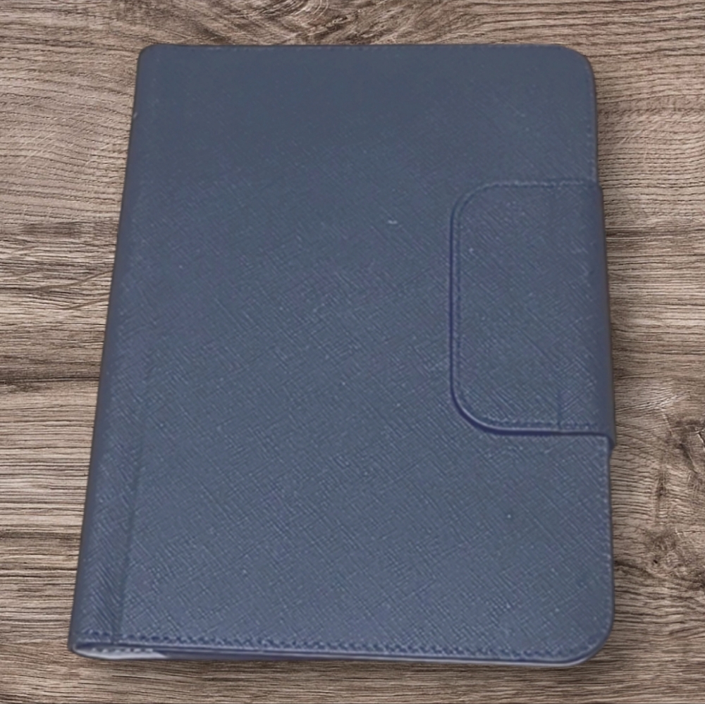 PUREGEAR UNIVERSAL TABLET FOLIO CASE 7-8"IN BLACK